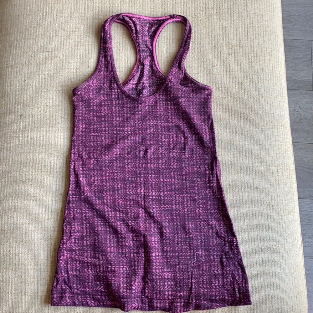 Lulu Lemon Top